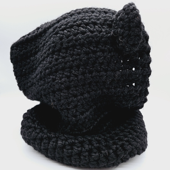 HANDMADE | chunky hand knit hood with ears - Picture 2 of 6